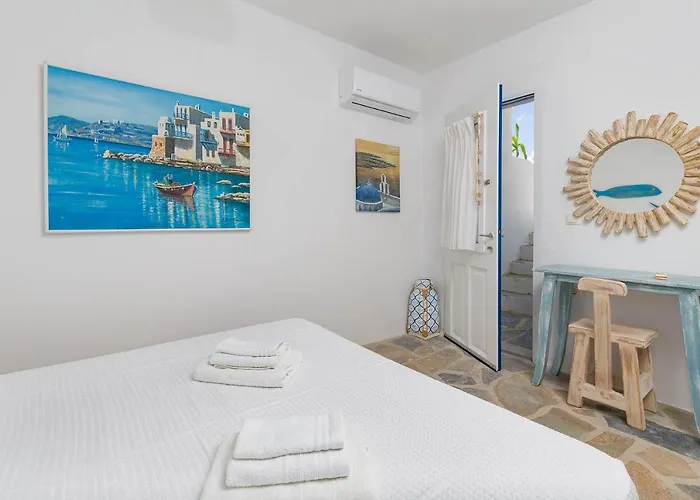 White Earth Paros * Μώλος Πάρου