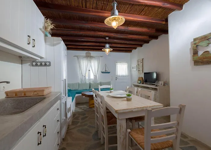 Apartment White Earth Paros Molos (Paros)